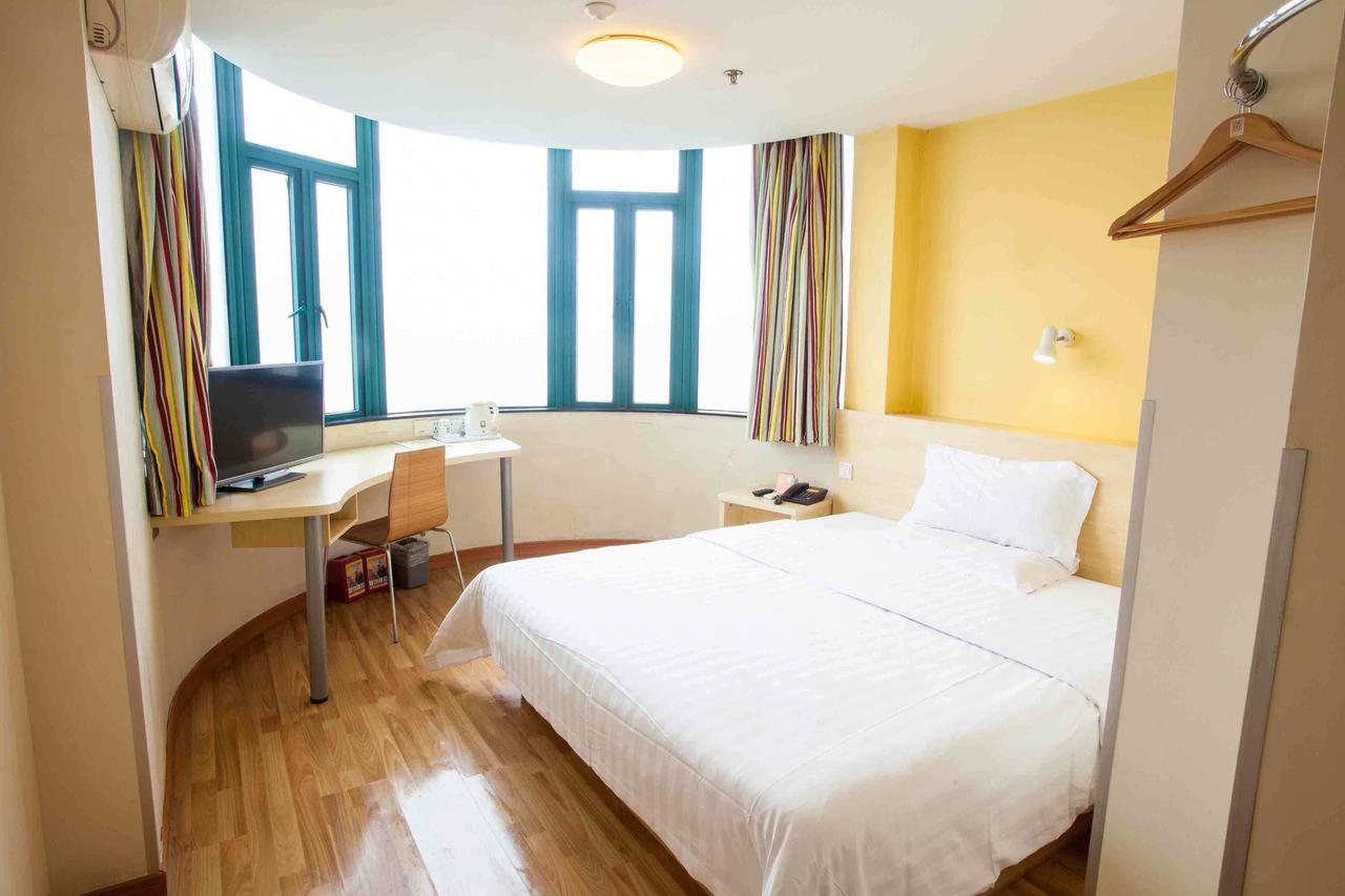 7Days Inn Zhongshan Li He Square Δωμάτιο φωτογραφία