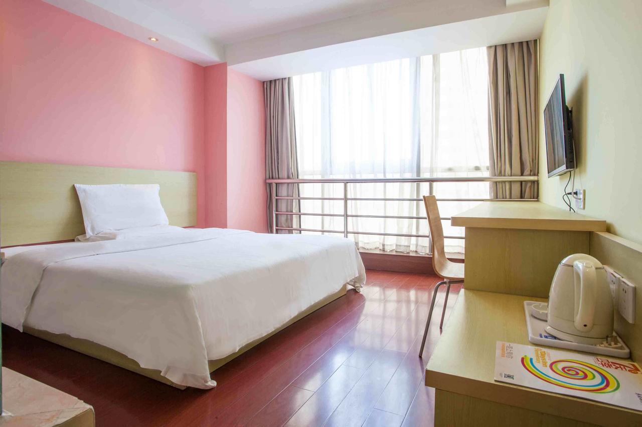 7Days Inn Zhongshan Li He Square Δωμάτιο φωτογραφία