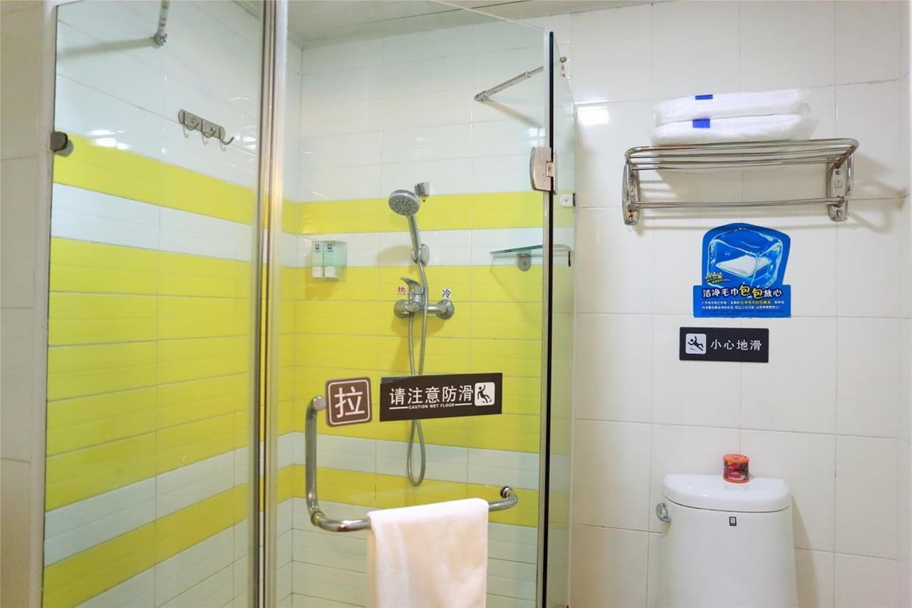 7Days Inn Zhongshan Li He Square Εξωτερικό φωτογραφία